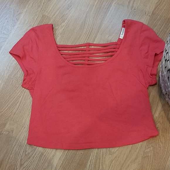 Bozzolo Tops - BOZZOLO adorbs bright coral crop top